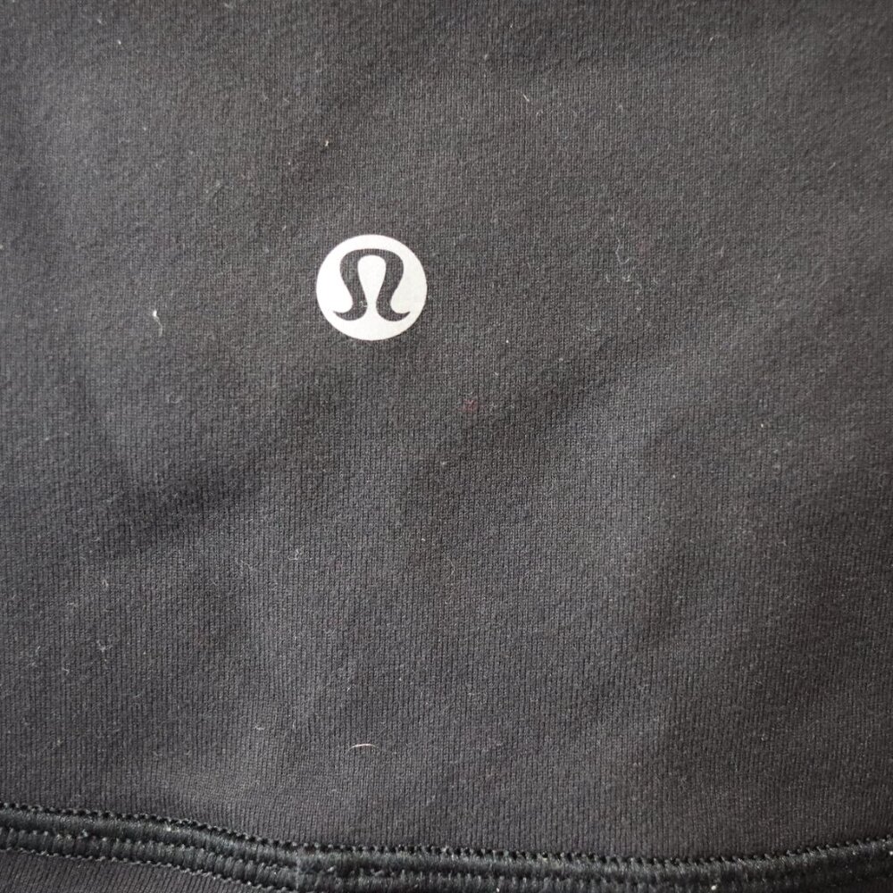 lululemon Scalloped Leg Cropped Legging no size dot est 10 - Picture 6 of 9